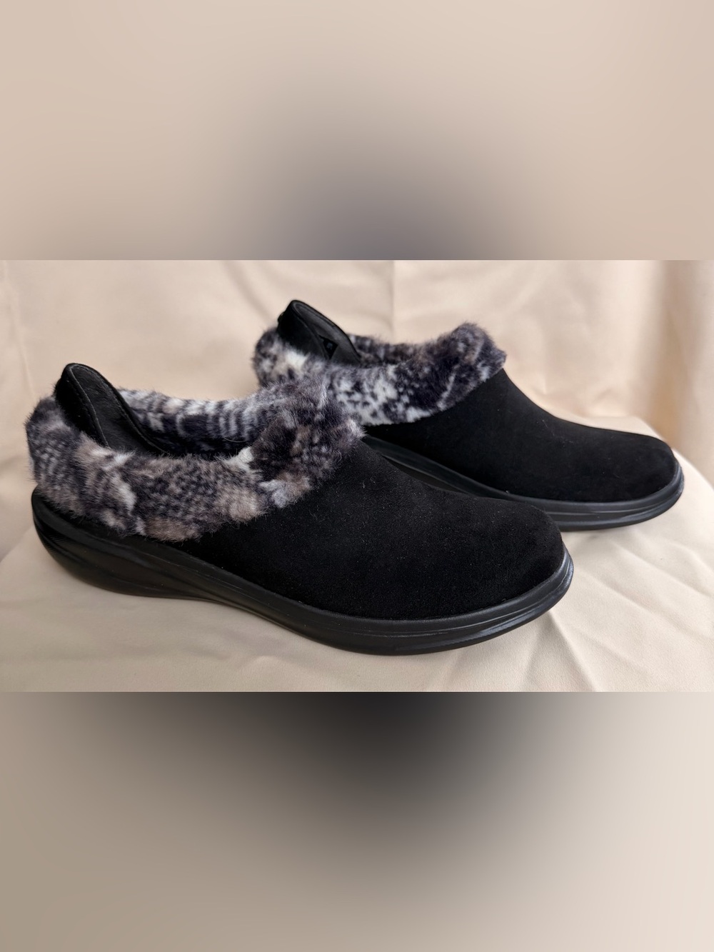 Bzees Black Slip-On Faux Fur Lined Comfort Clog